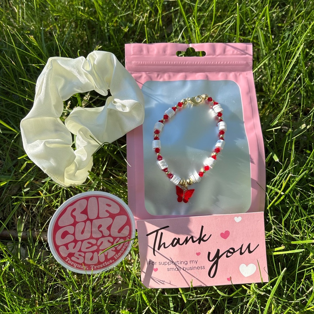 Red and White butterfly Set with Scrunchie and Beaded Bracelet
